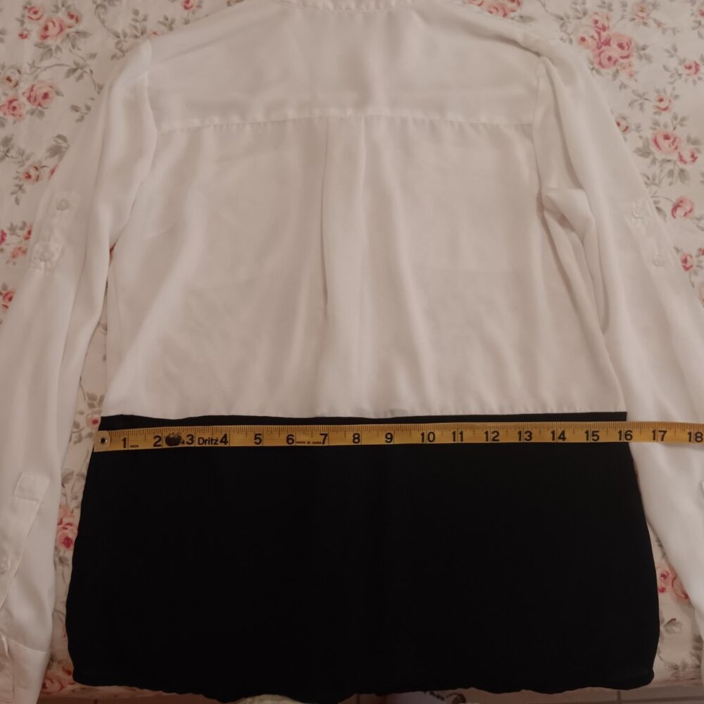 Express Button down collared. - Picture 6 of 8